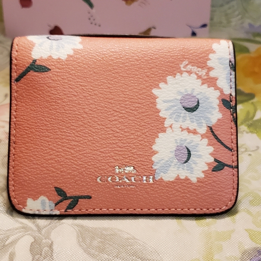 Coach Pink Daisy Card Case - Picture 4 of 8
